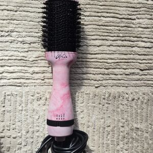 Aria Pink Hair Dryer Brush